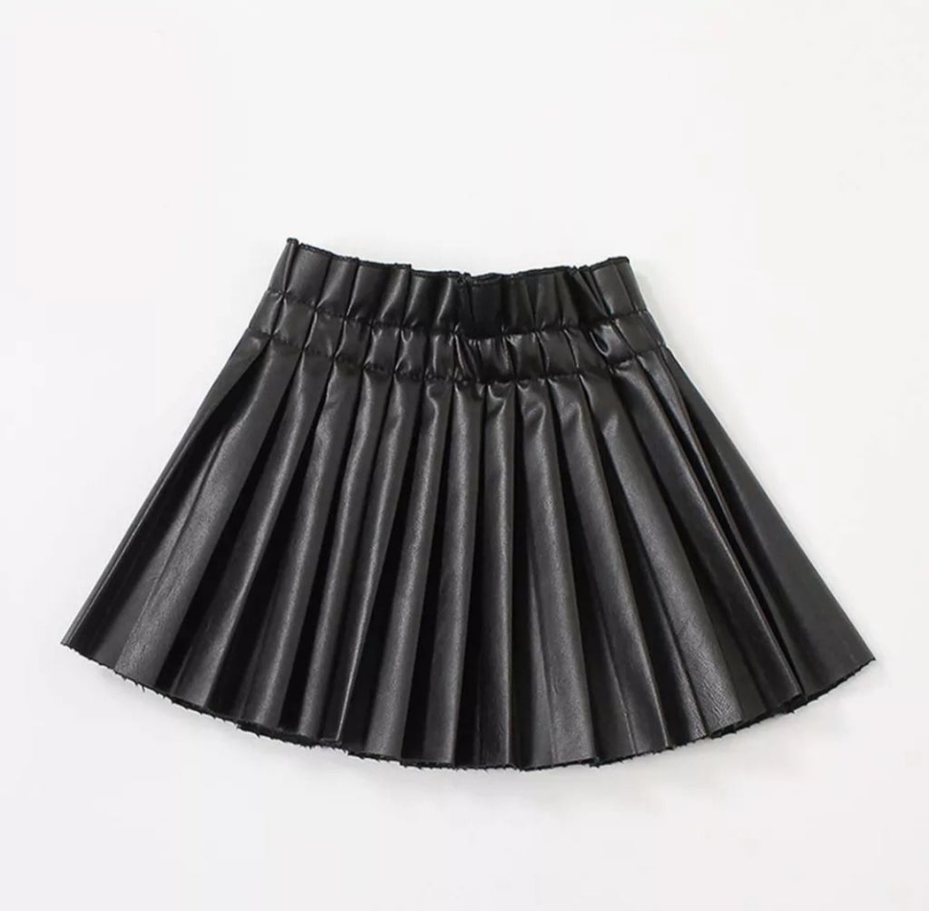Amora Leather Pleated Skirt (Black)