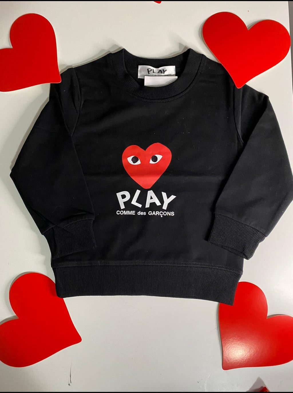 Play Sweater Black/Red Heart